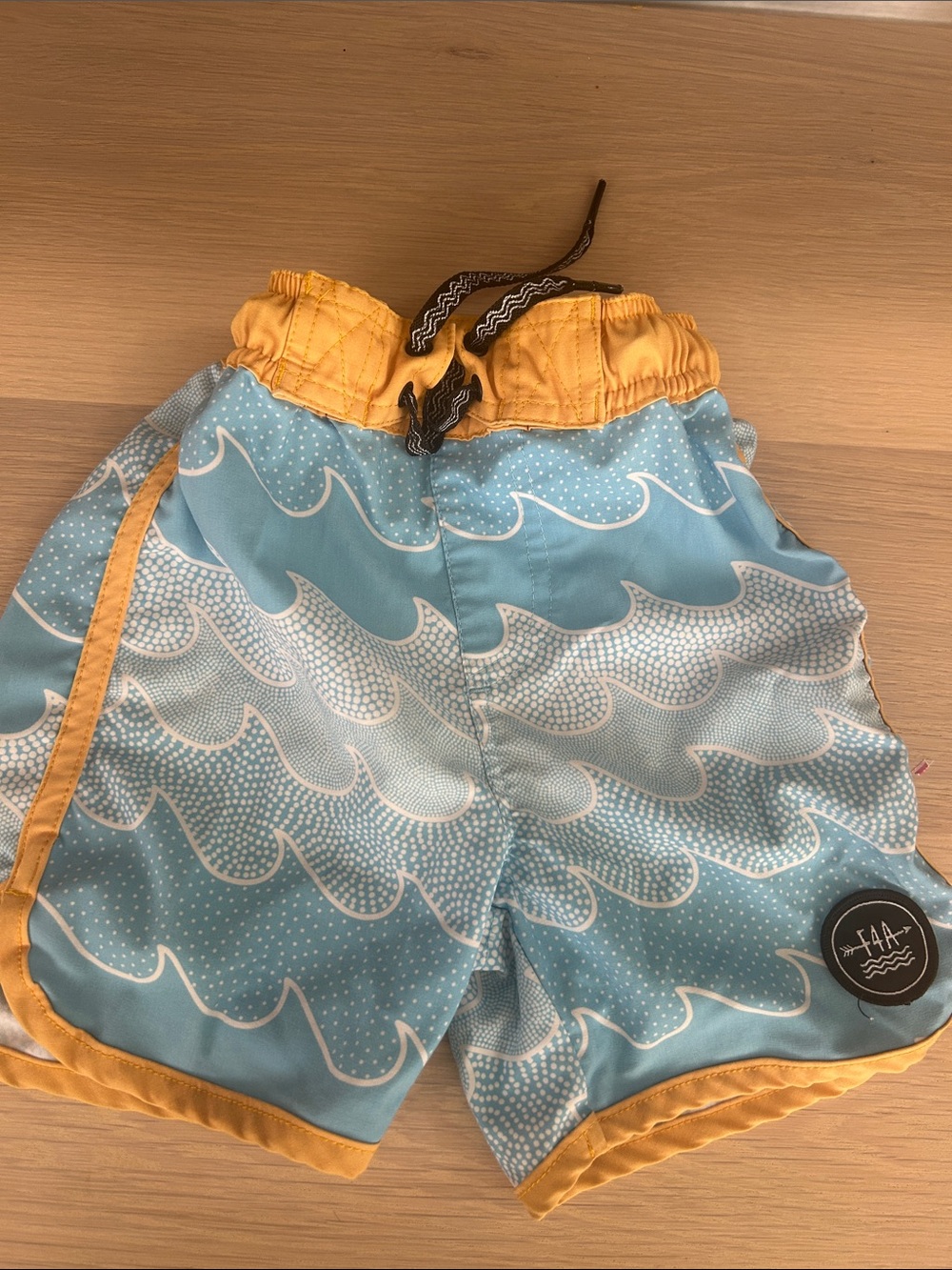 Feather 4 Arrow Kids Blue Wave Print Swim Shorts with Yellow Trim Size 3T